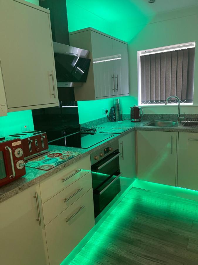 Palm House Apartment Widnes Ngoại thất bức ảnh